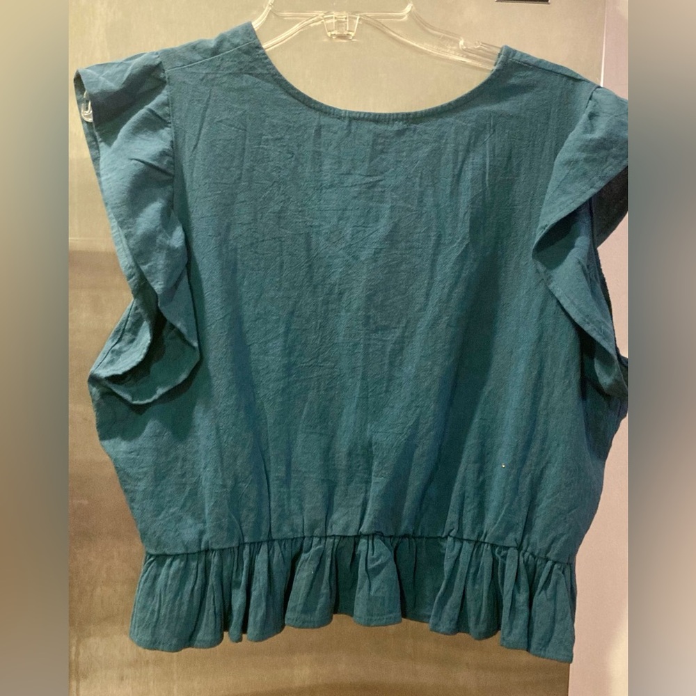 Fancyinn Blouse with Ruffled Cap Sleeves and Tie Front - Teal Blue/ GreenNWT - Picture 5 of 5
